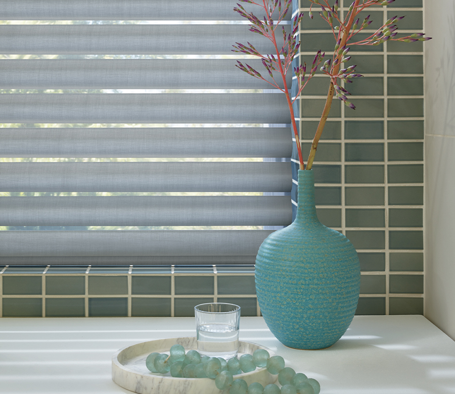 bathroom window coverings for behind tub in Chagrin Falls OH
