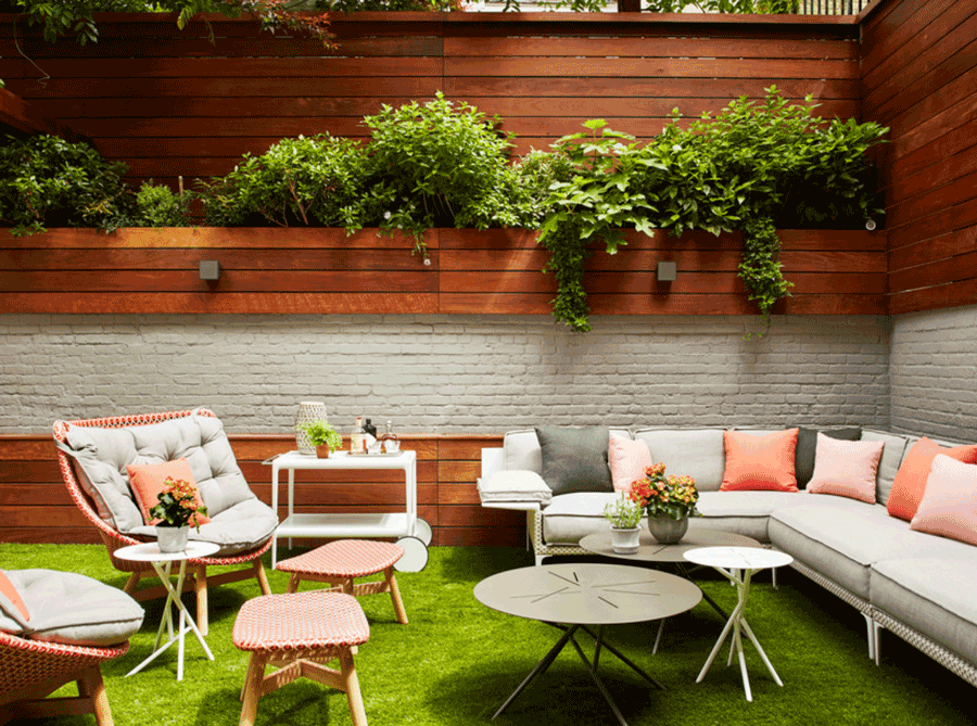Living Coral outdoor patio design