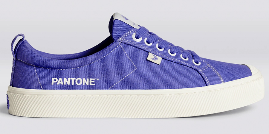 women's sneaker in very peri color of the yesr 2022