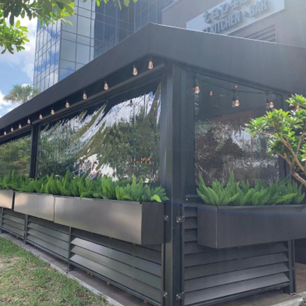 outdoor patio shade to block wind